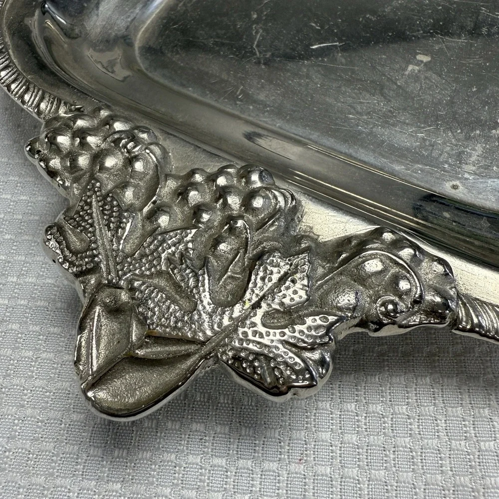 Vintage Butler Vanity Tray Grapes Leaf‎ Handles 21x8 Bella Lux Sliver Colored